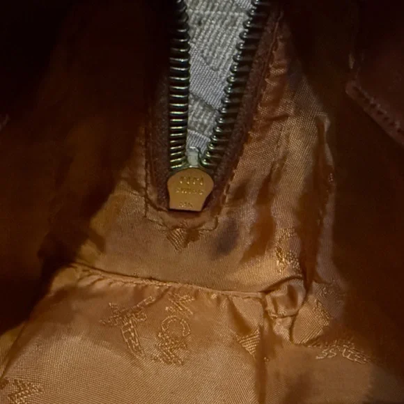 MCM mini Boston with detachable straps with COA preowned - Picture 14 of 16